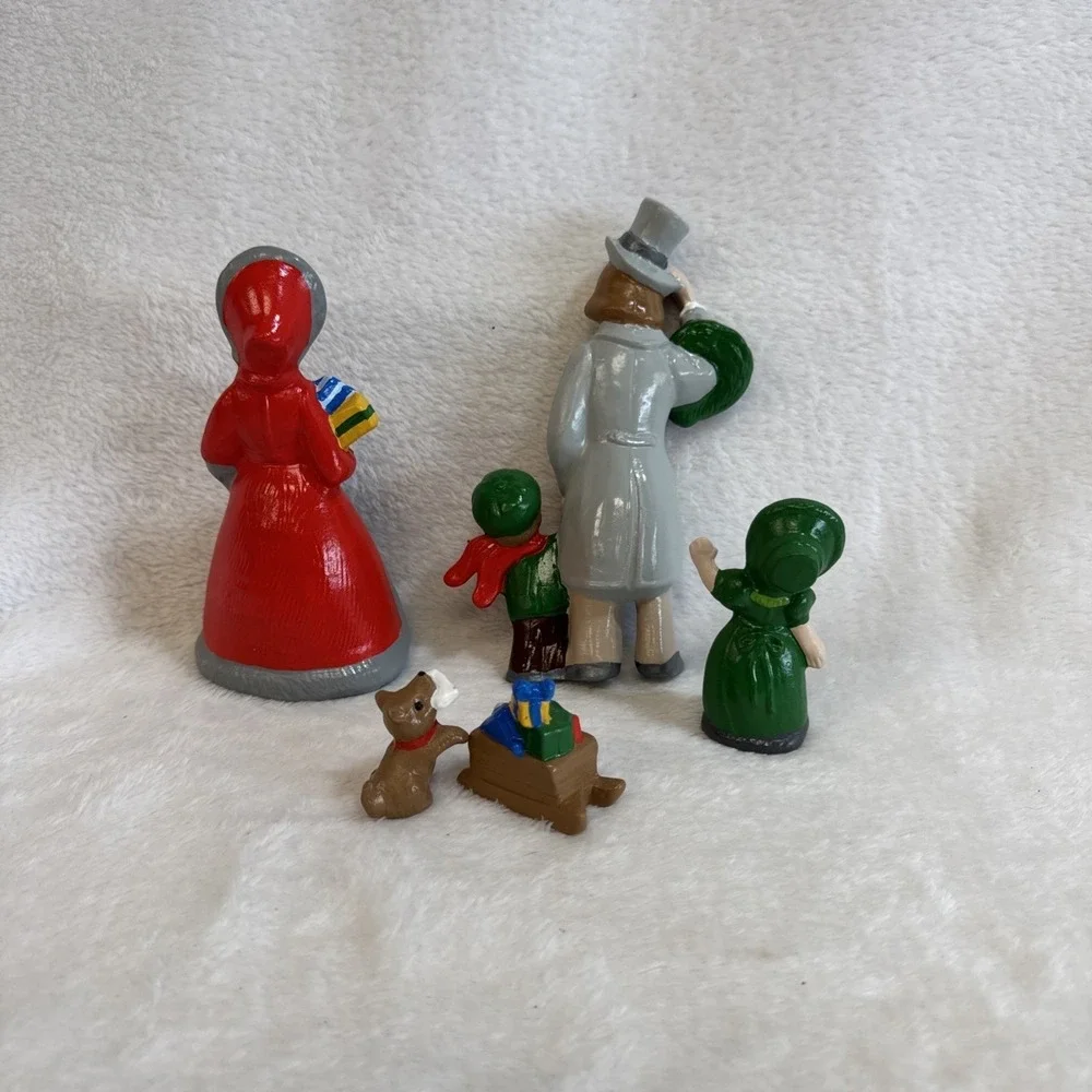 Vintage Christmas Village Figurine Set Victorian Family Carolers 5 Piece